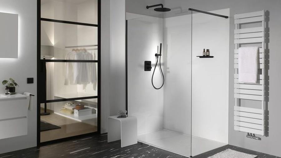 BADKAMER RENOVEREN? KIES VOOR DOUCHEWANDPANELEN!