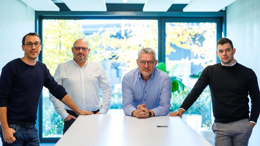Une architecture intelligente à partir d'une approche atypique