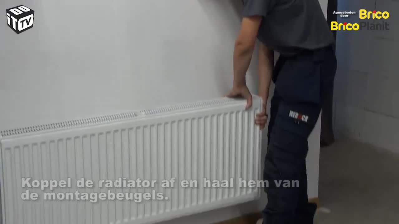 Hoe breng je radiatorfolie aan?